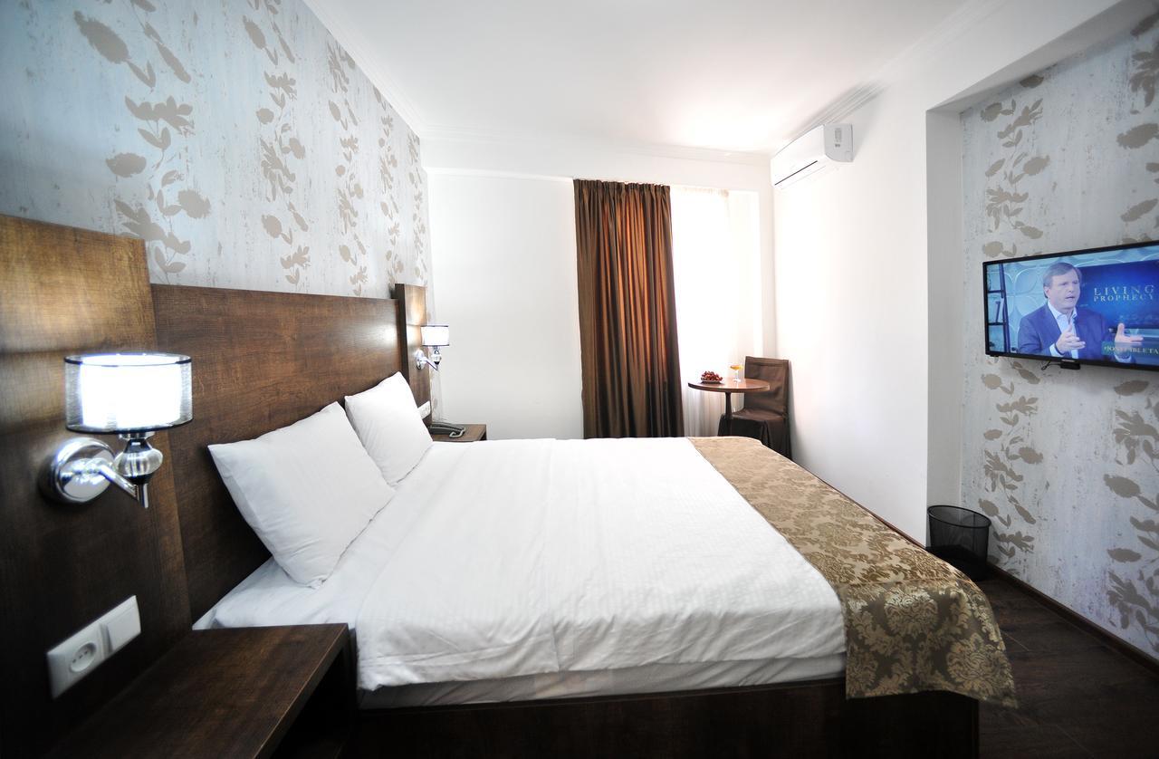 Rk City Hotel Tbilisi Eksteriør bilde