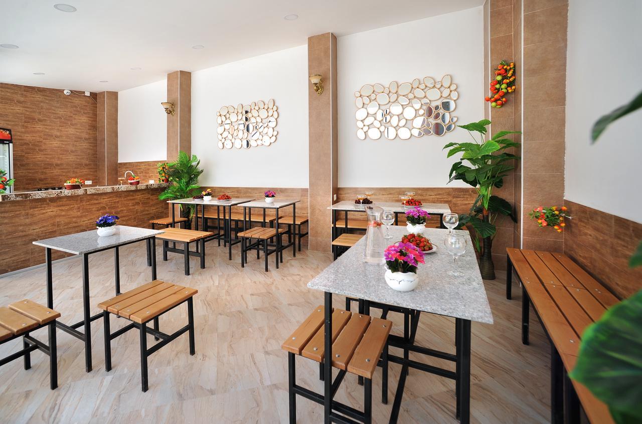 Rk City Hotel Tbilisi Eksteriør bilde