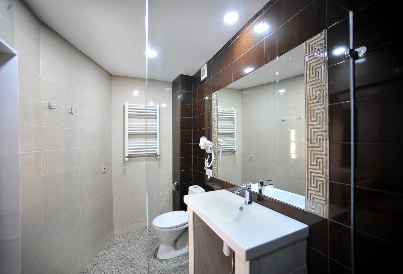Rk City Hotel Tbilisi Eksteriør bilde